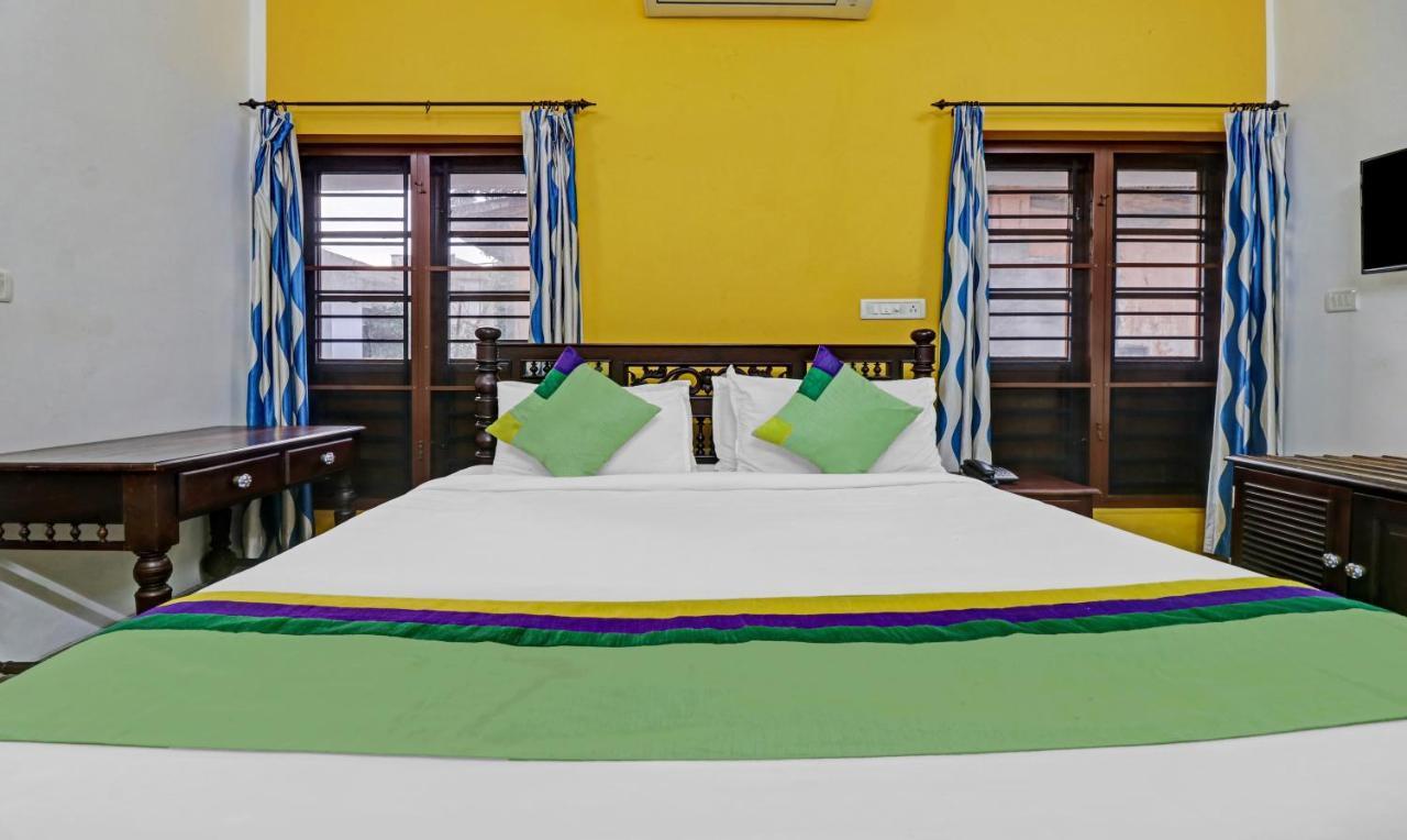 Treebo Backpackers Inn Kochi Exterior foto