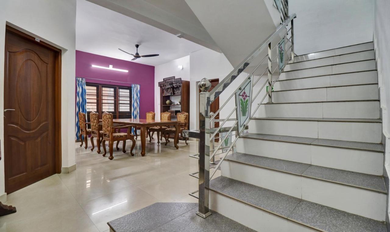 Treebo Backpackers Inn Kochi Exterior foto